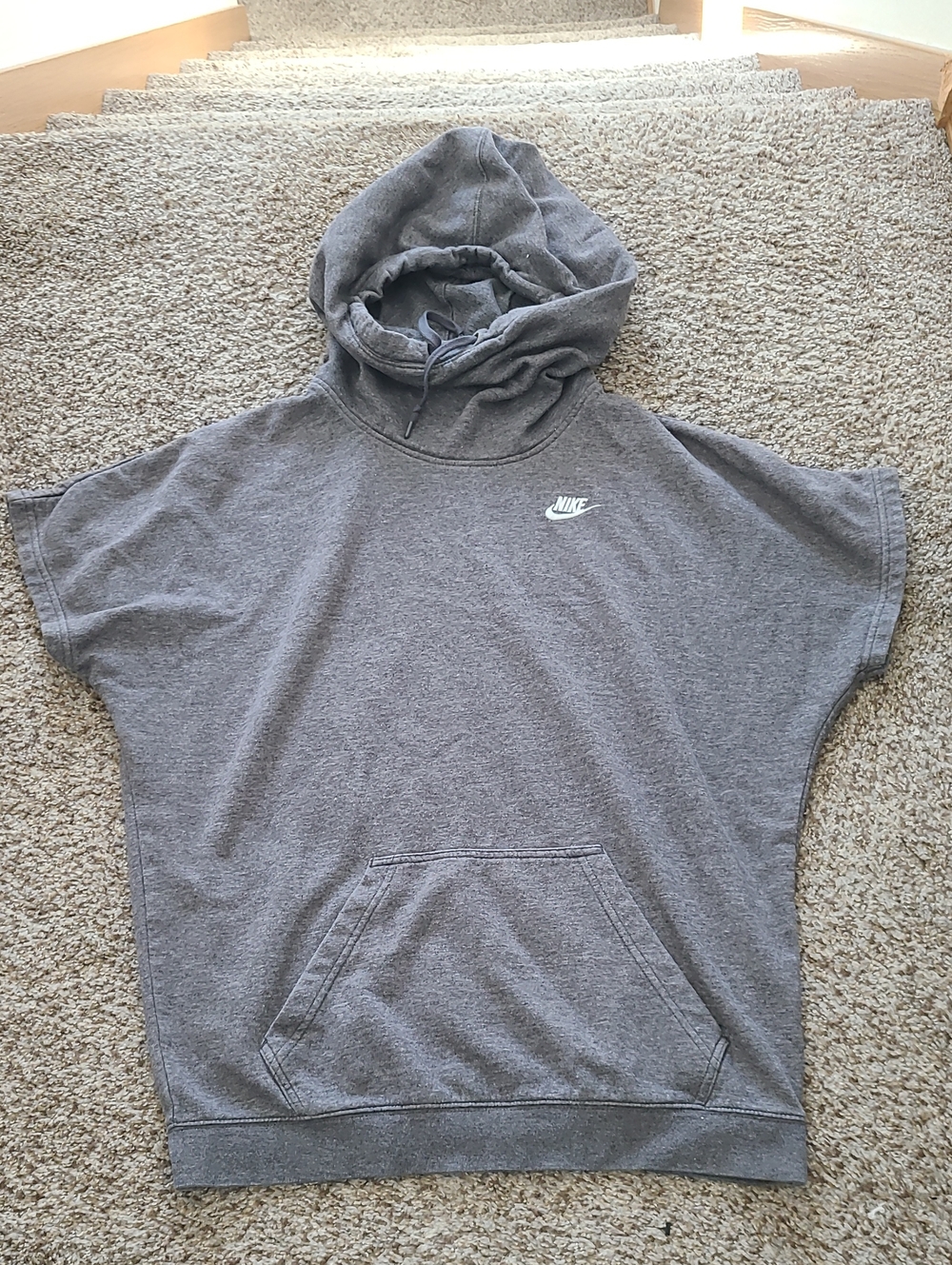 Nike Gray Funnel Neck Short-Sleeve Hooded Pullover